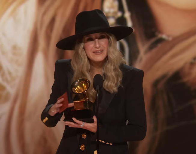 Lainey Wilson accepting Best Country Album award at 2024 Grammys 02-04-24